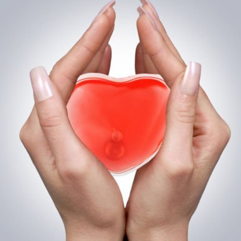 Incalzitor pentru maini reutilizabil forma de inima 9 x 8 6
